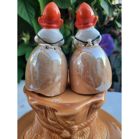 Vintage Bells Gossiping Dutch Girls Bells Set Made in Japan Porcelain - Picture 4 of 5